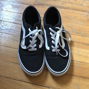 Black vans women’s 8.5